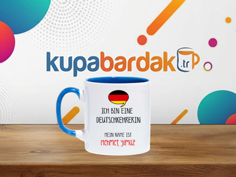 Eğitim Grubu Çalışanları İçin Hediye Kupa Bardak Tasarım, Kupa Bardak Grafik Tasarla, Öğretmenler Günü Kupa Bardağı, Canım Öğretmenim Baskılı Kupa, Klasik Eğitim Simgeleri Figürlü Kupa Bardak Tasarım, Kara Tahta Figürlü Kupa Bardak Tasarım, Tebeşir Figürlü Kupa Bardak Tasarım, Tahta Kalemi Figürlü Kupa Bardak Tasarım, Okul Zili Figürlü Kupa Bardak Tasarım, Mezuniyet Kepi Figürlü Kupa Bardak Tasarım, Mezuniyet Cübbesi Figürlü Kupa Bardak Tasarım, Sembolik Figürler Temalı Kupa Bardak Tasarımı