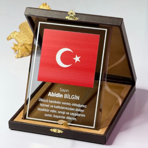 Füme Plaket, Füme Plaket Çeşitleri, Koyu Renk Kristal Plaket, Siyah Kristal Plaket, Beyaz Kristal Plaket, Süblimasyon Beyaz Kristal Plaket, Süblimasyon Siyah Kristal Plaket, Süblimasyon Füme Kristal Plaket, Bursa Siyah Plaket Çeşitleri, Bursa Beyaz Plaket Çeşitleri, Bursa Füme Plaket Çeşitleri, Füme Plaket Baskı, Beyaz Plaket Baskı, Siyah Plaket Baskı, Renkli Kristal Plaket Baskı